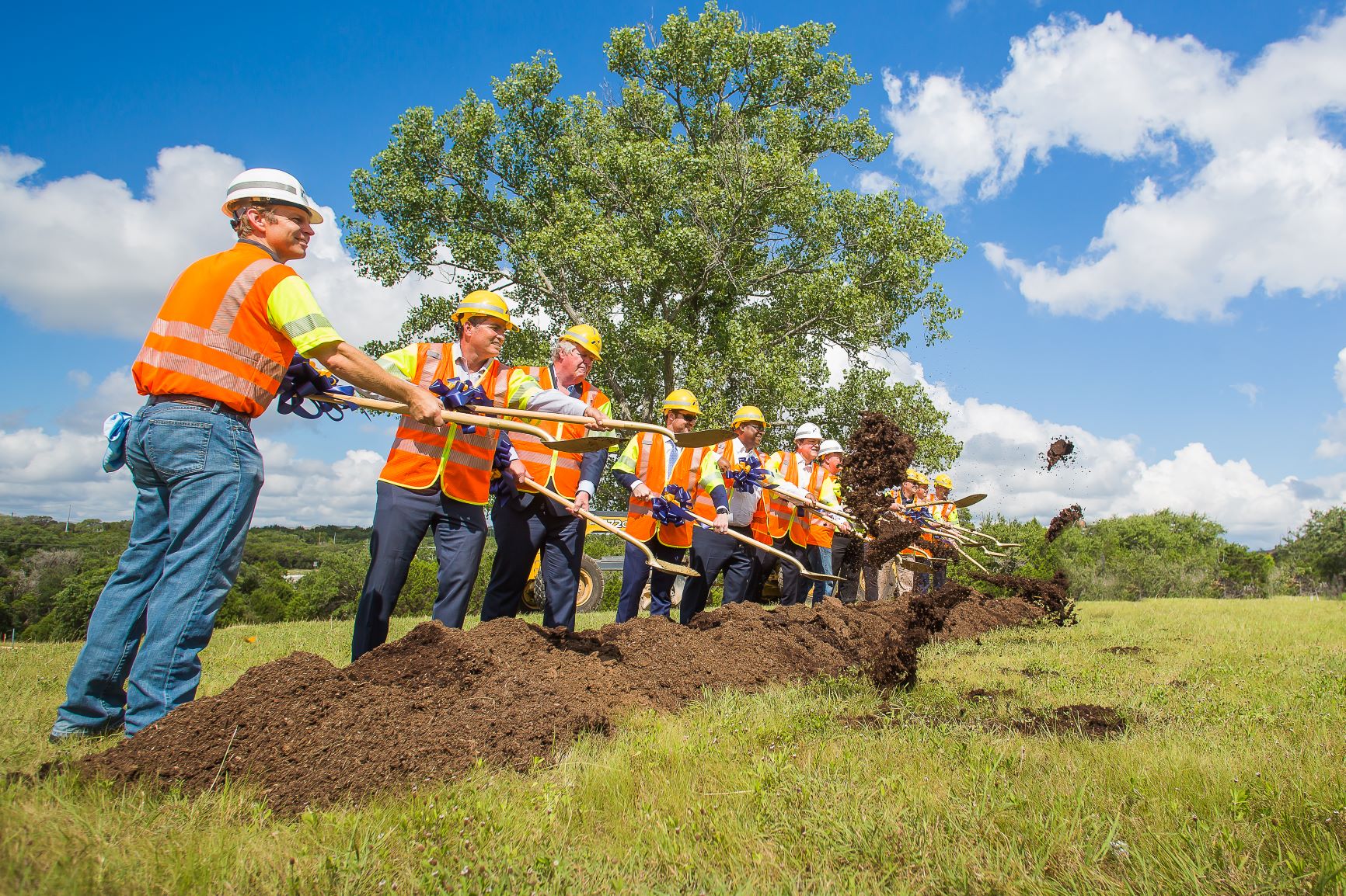 TxDOT officially began construction on the Oak Hill Parkway project with the turn of shovels, July 2021